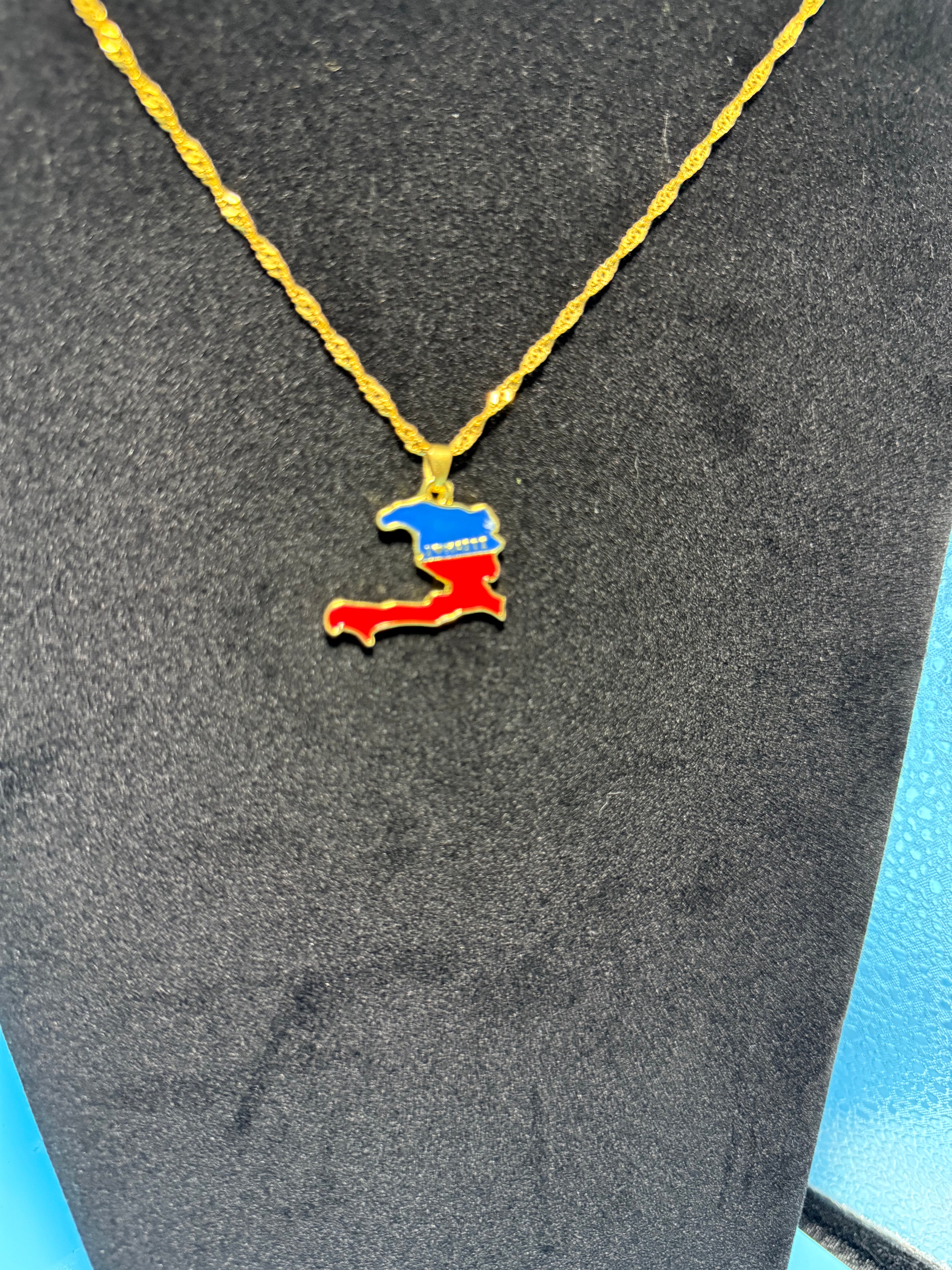 HAITI FLAG PENDANT + NECKLACE