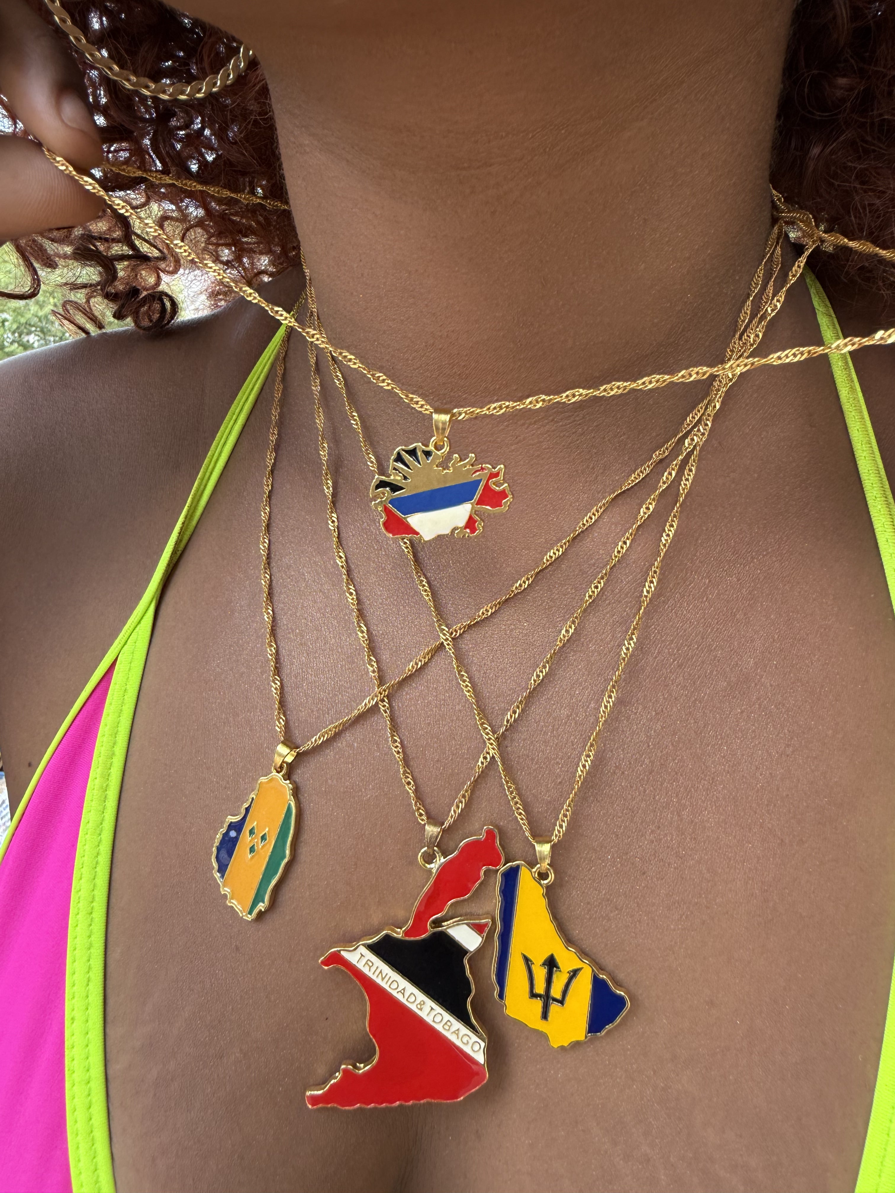 ANTIGUA FLAG PENDANT + NECKLACE