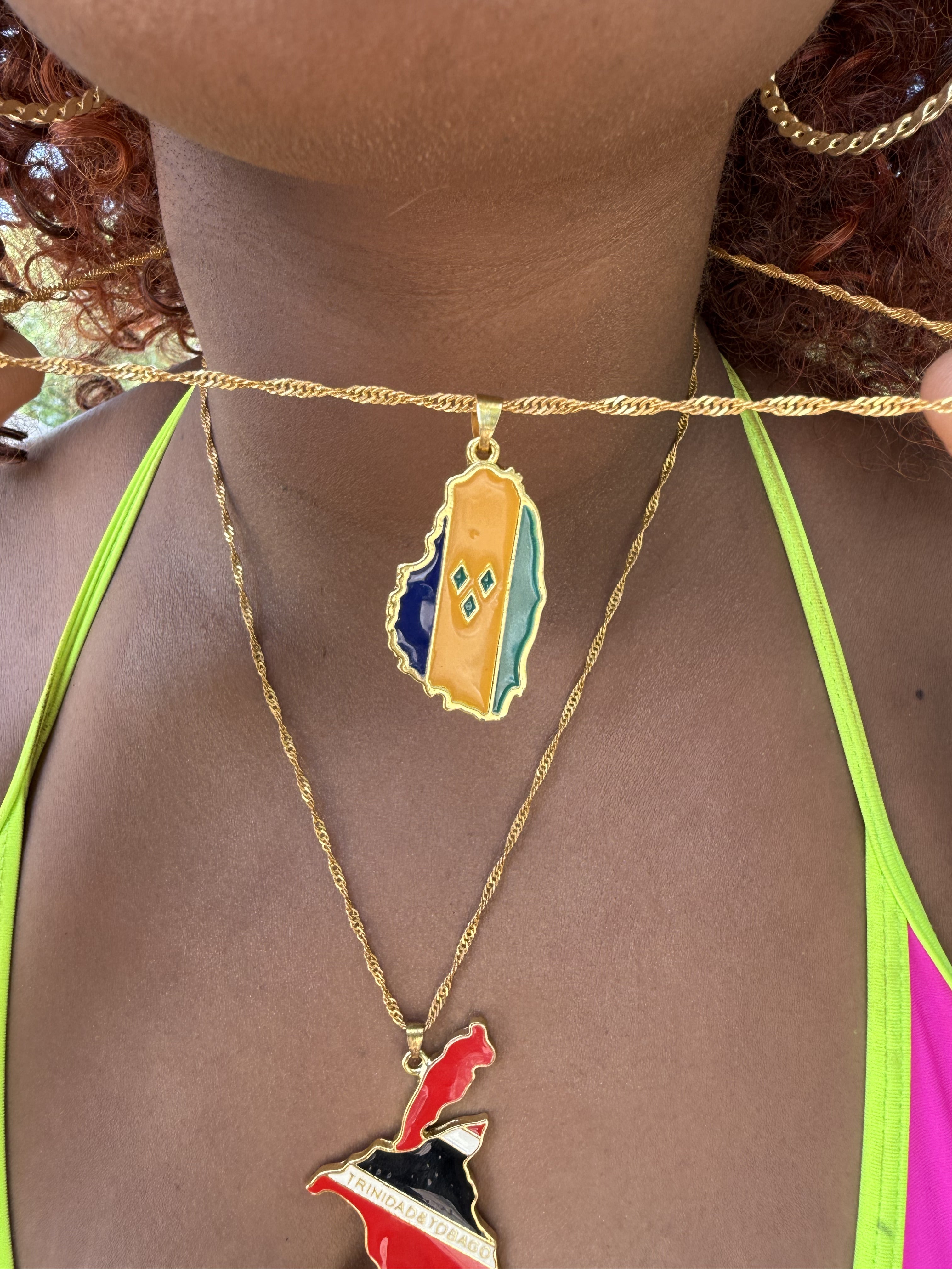 SAINT VINCENT & THE GRENADINES FLAG PENDANT + NECKLACE